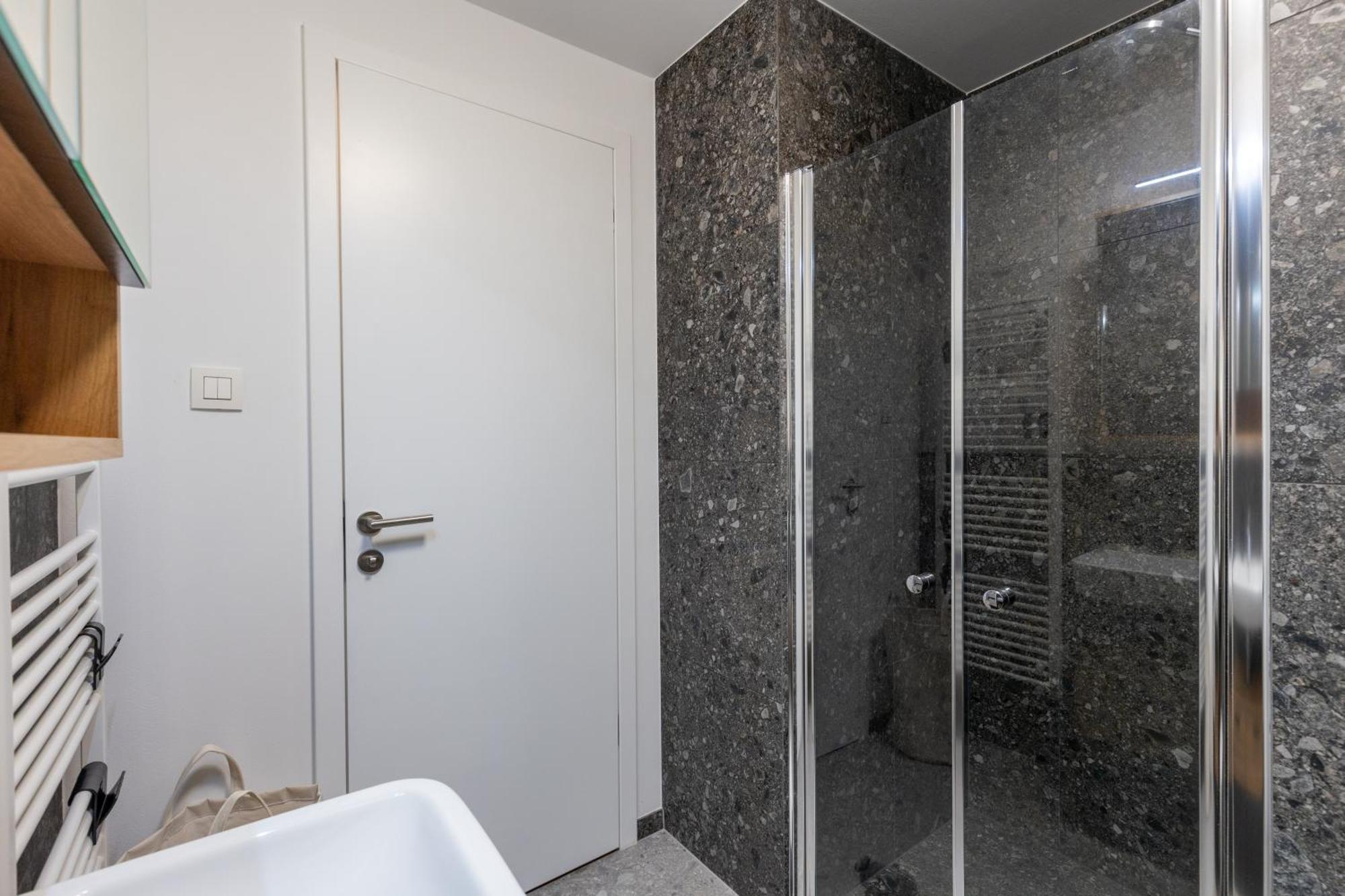 Bnb Slovakia Guthaus 64D Bratislava Exteriör bild