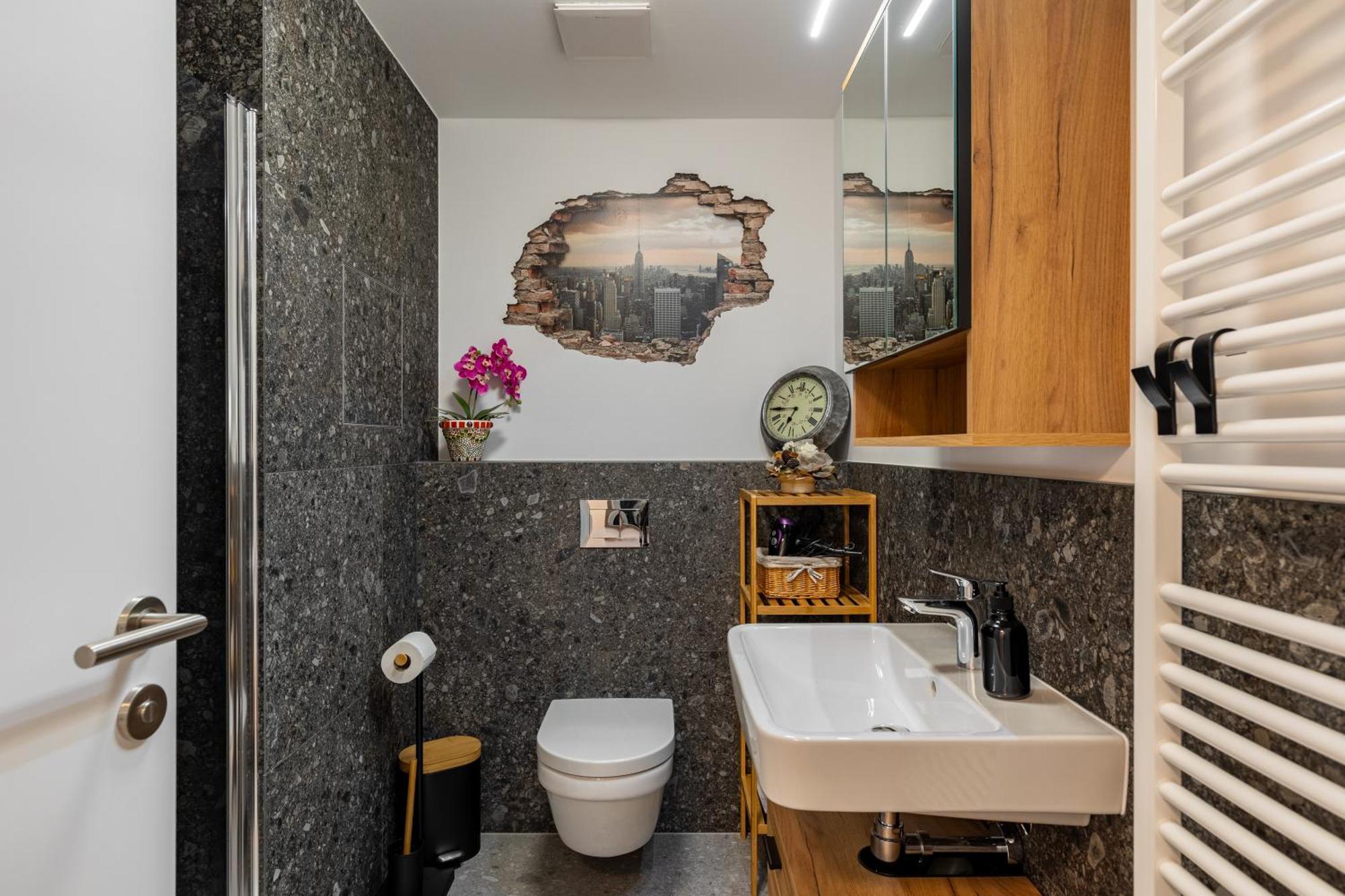 Bnb Slovakia Guthaus 64D Bratislava Exteriör bild
